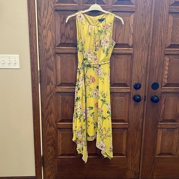 Jessica Howard Yellow Floral Dress Petite Size 10 - Picture 2 of 7